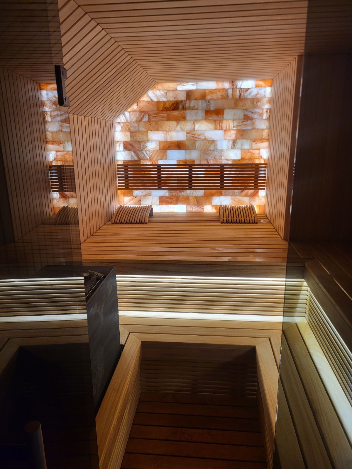 illuminated Himalayan salt wall